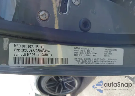 2023 Dodge Challenger R/T Scat Pack Widebody z USA, uszkodzony, nr VIN 2C3CDZFJ9PH694557